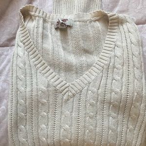 V-neck long sleeve